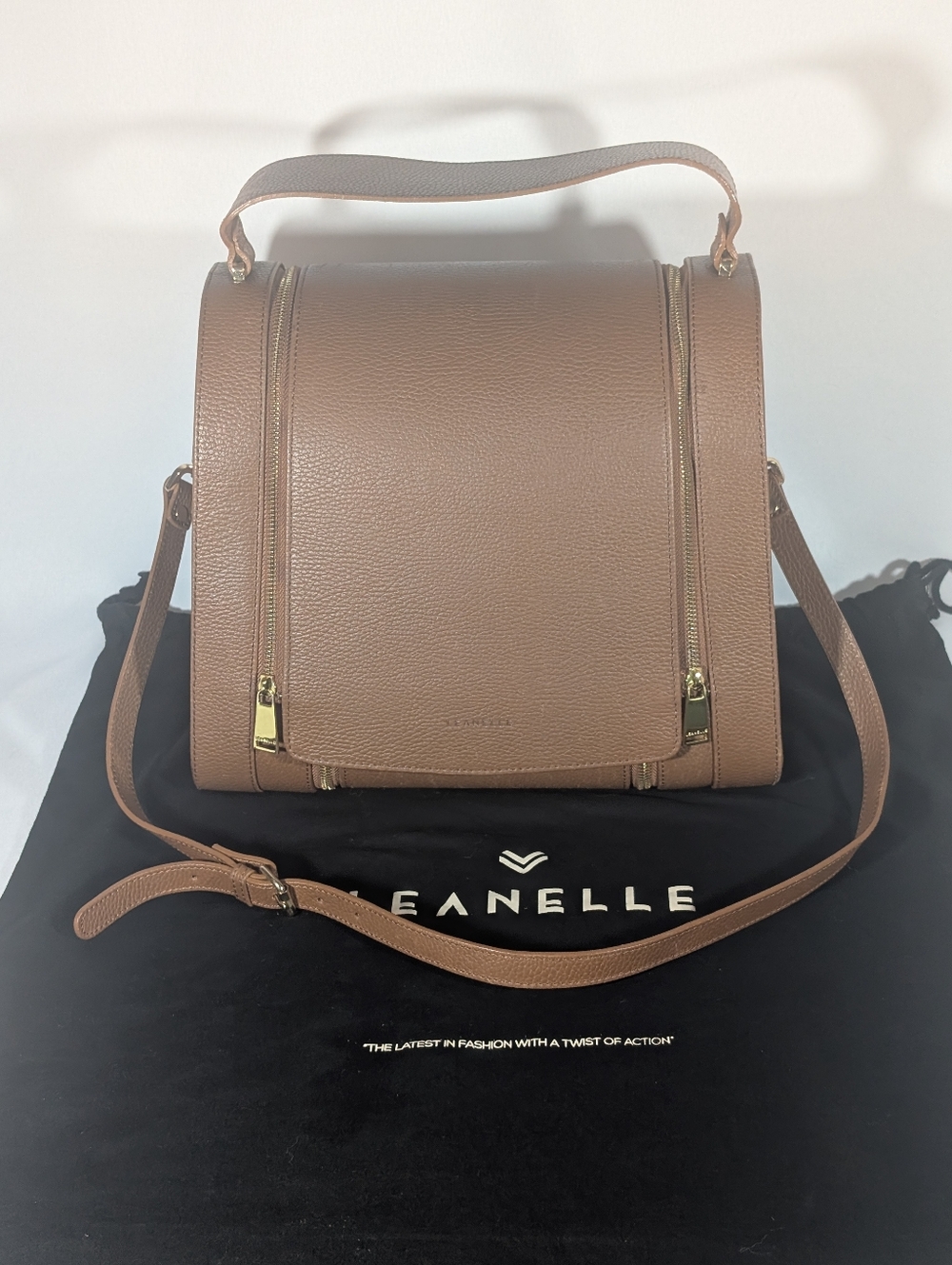Leanelle Large Barcelona Bag In Chestnut. Original Dust Bag.